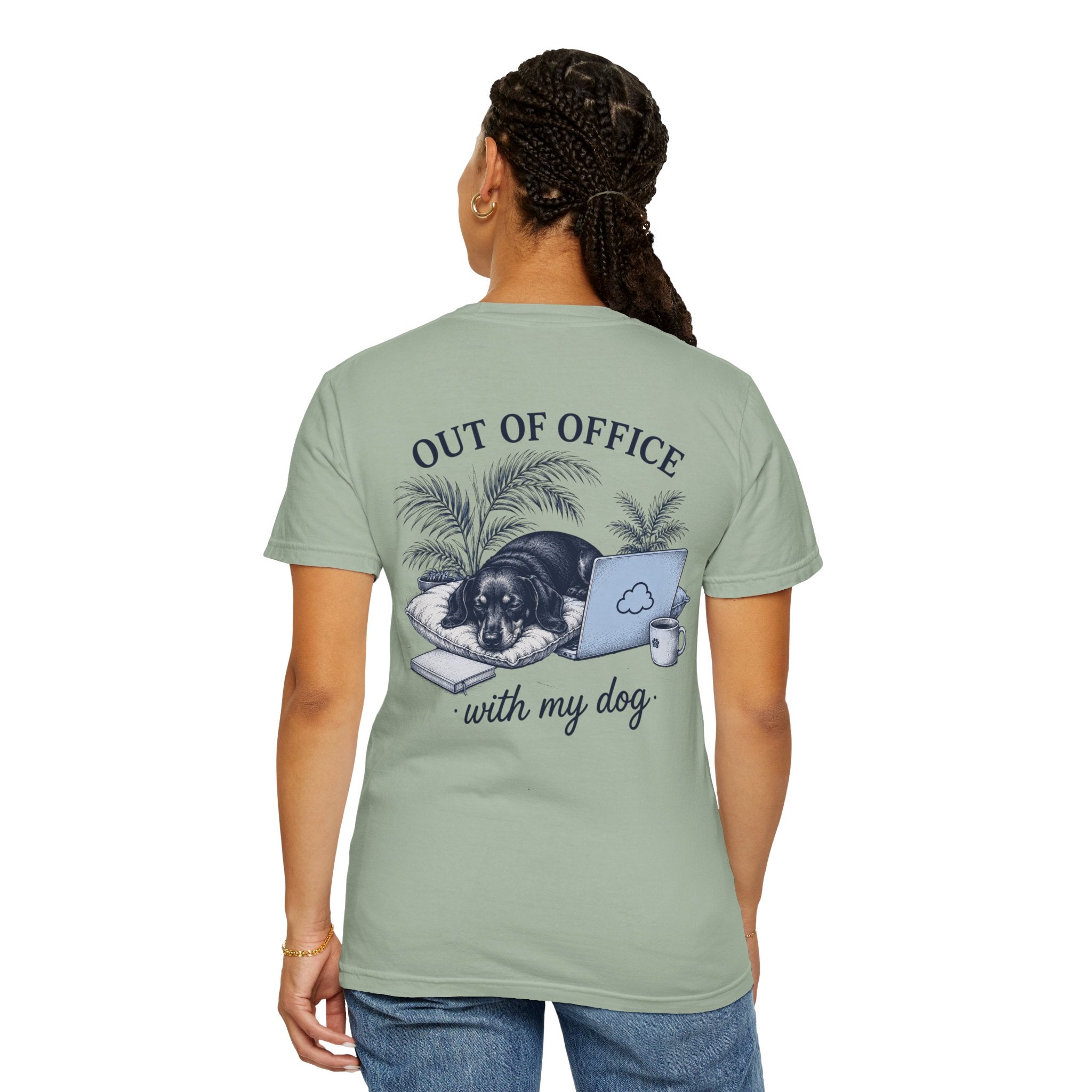 Out of office – Black Dachshund