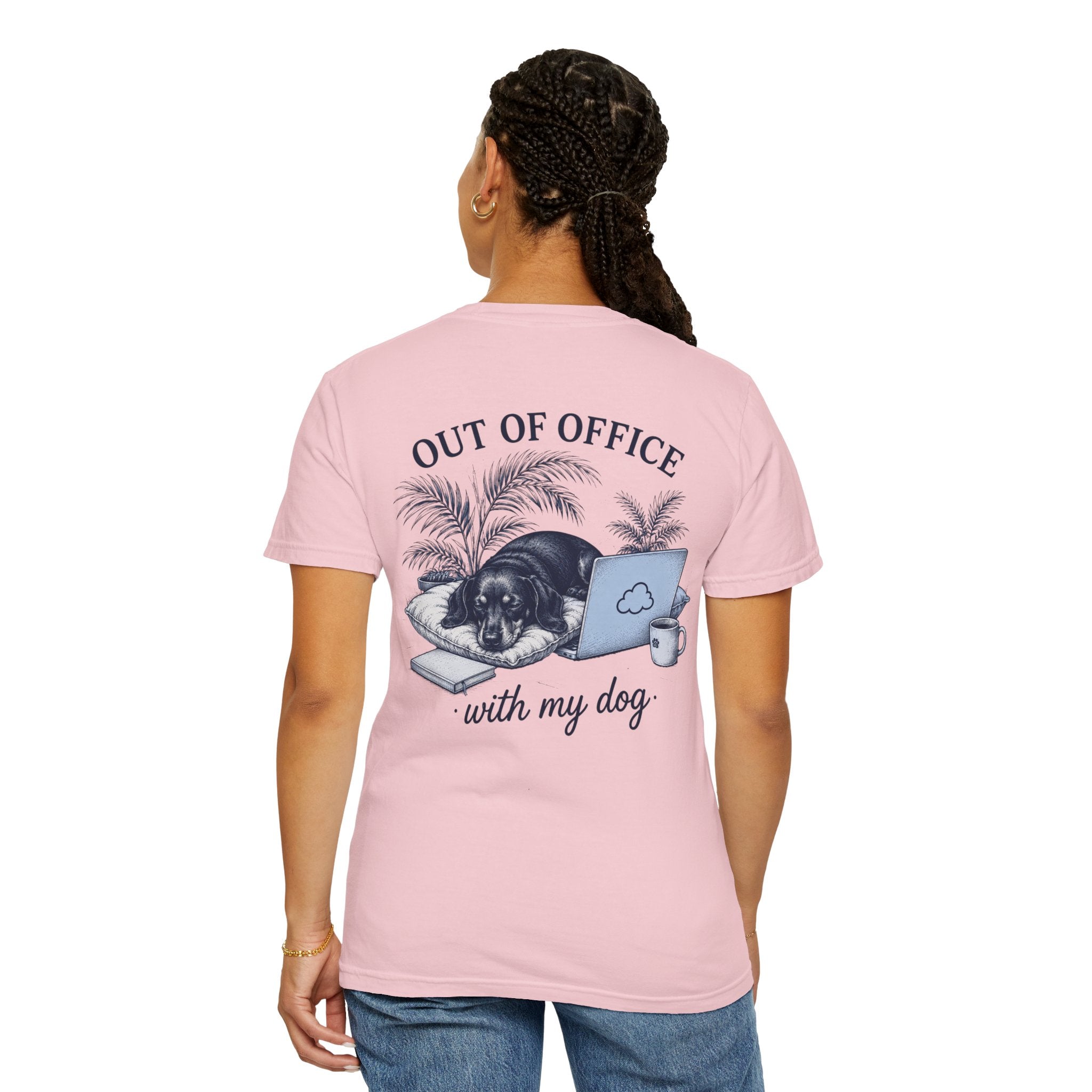 Out of office – Black Dachshund