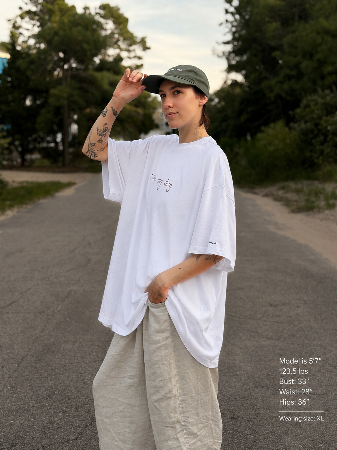 “I love my dog” light box tee